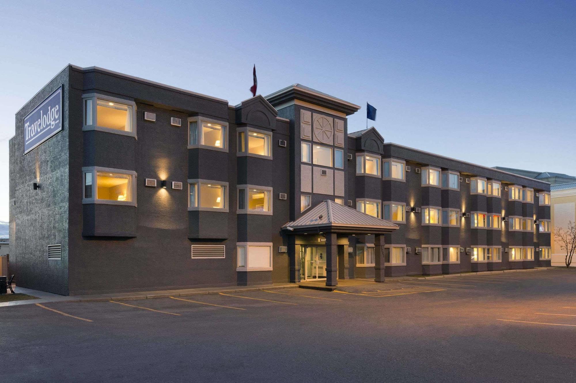 Travelodge By Wyndham Calgary University Exteriér fotografie